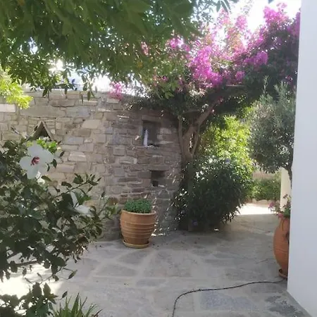 Guest house Evilou's House