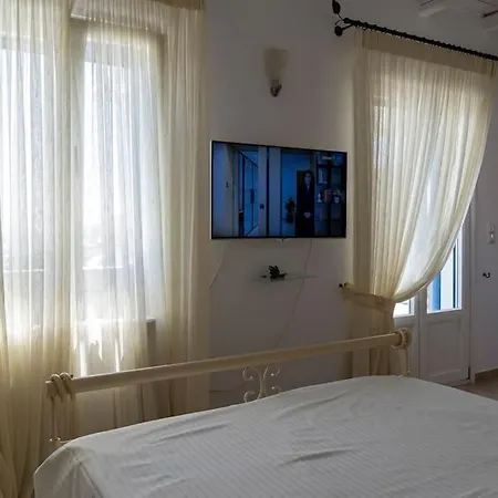 Evilou's House Guest house